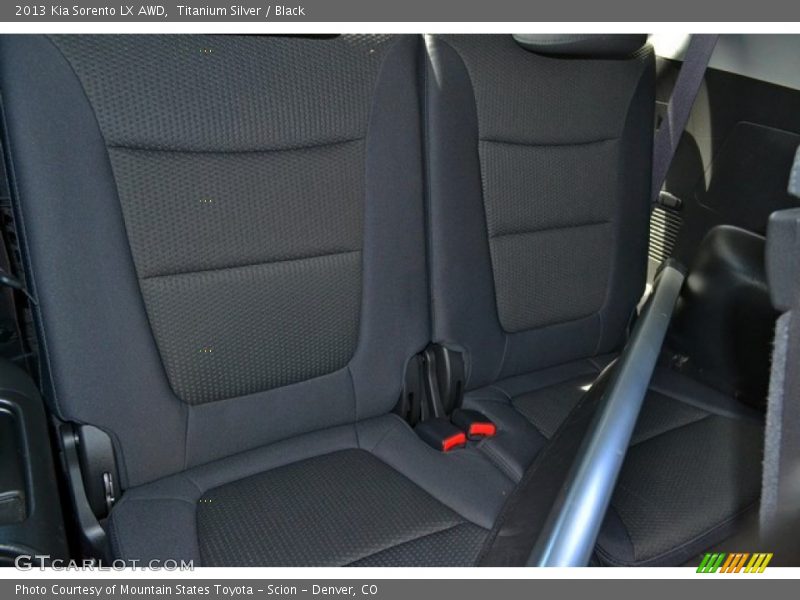 Titanium Silver / Black 2013 Kia Sorento LX AWD