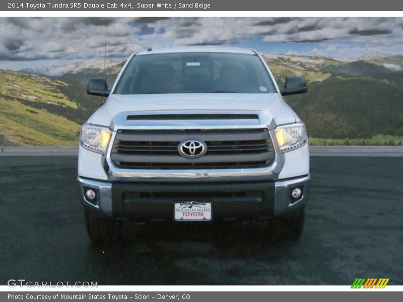 Super White / Sand Beige 2014 Toyota Tundra SR5 Double Cab 4x4