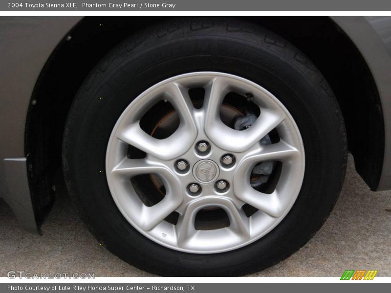 Phantom Gray Pearl / Stone Gray 2004 Toyota Sienna XLE