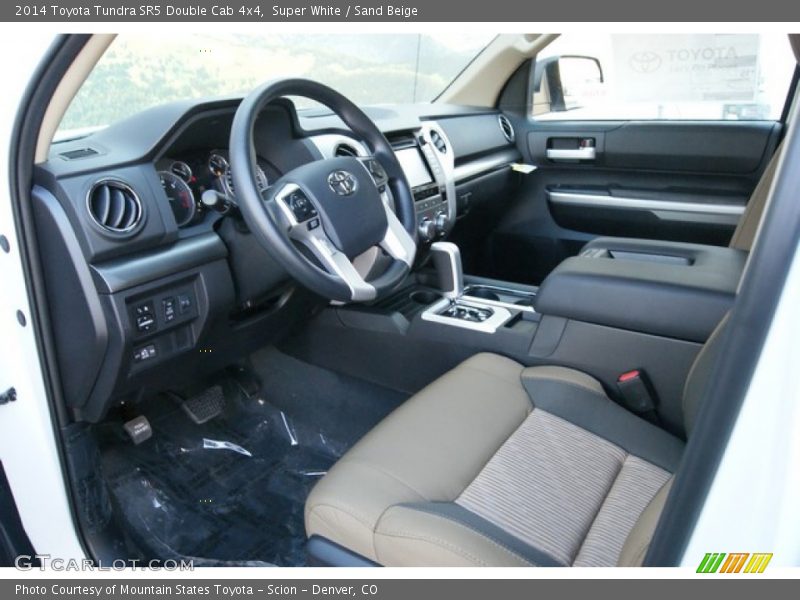 Super White / Sand Beige 2014 Toyota Tundra SR5 Double Cab 4x4