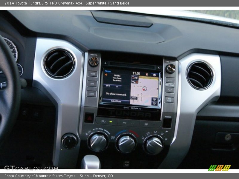 Super White / Sand Beige 2014 Toyota Tundra SR5 TRD Crewmax 4x4