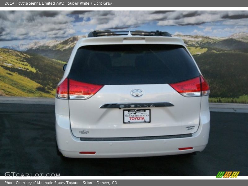Super White / Light Gray 2014 Toyota Sienna Limited AWD