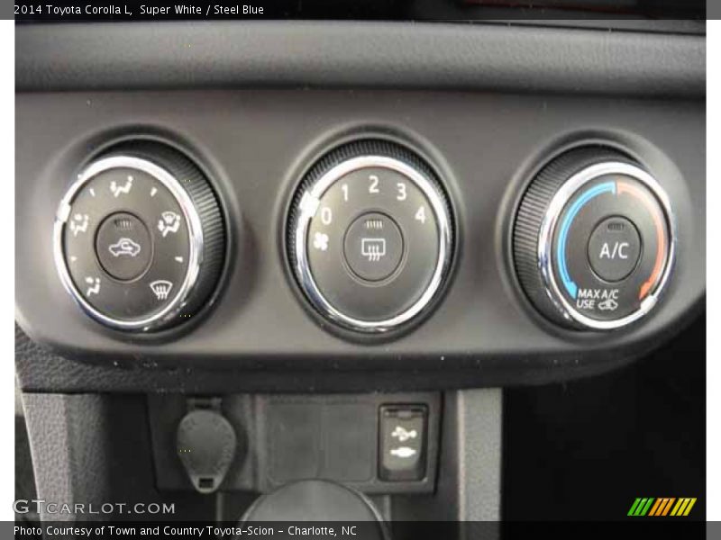 Super White / Steel Blue 2014 Toyota Corolla L