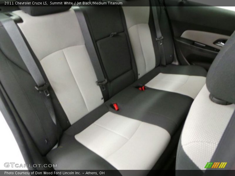 Summit White / Jet Black/Medium Titanium 2011 Chevrolet Cruze LS