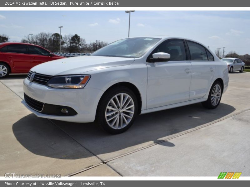 Pure White / Cornsilk Beige 2014 Volkswagen Jetta TDI Sedan