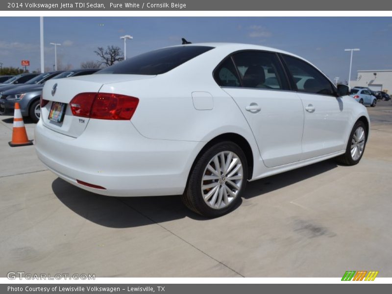 Pure White / Cornsilk Beige 2014 Volkswagen Jetta TDI Sedan
