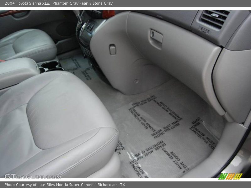 Phantom Gray Pearl / Stone Gray 2004 Toyota Sienna XLE