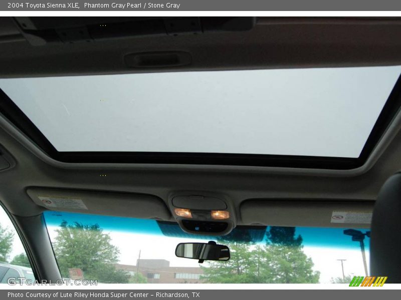 Phantom Gray Pearl / Stone Gray 2004 Toyota Sienna XLE