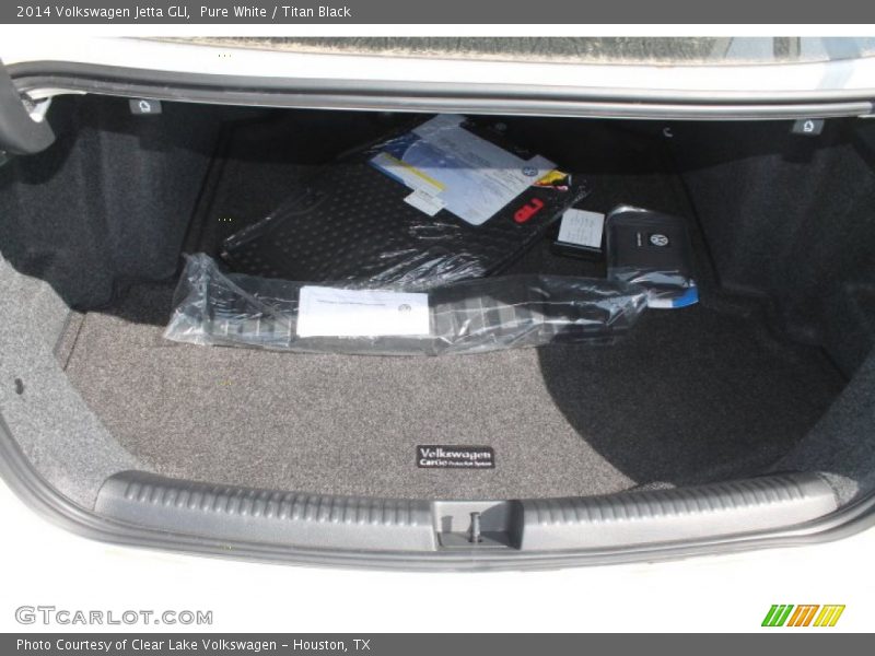 Pure White / Titan Black 2014 Volkswagen Jetta GLI
