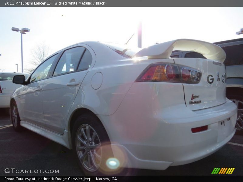 Wicked White Metallic / Black 2011 Mitsubishi Lancer ES
