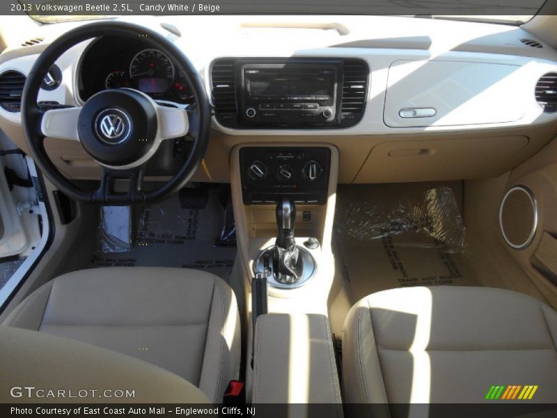 Candy White / Beige 2013 Volkswagen Beetle 2.5L
