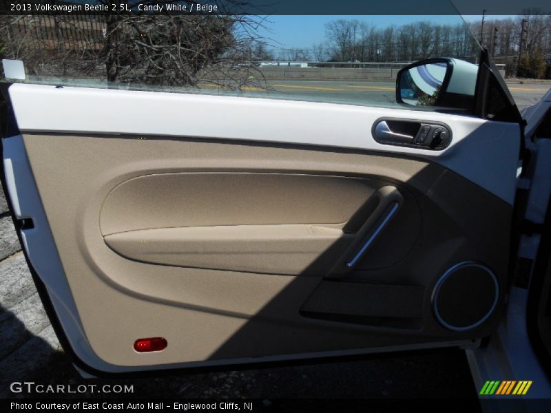 Candy White / Beige 2013 Volkswagen Beetle 2.5L