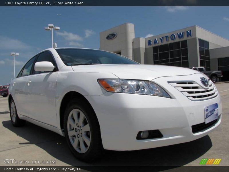 Super White / Ash 2007 Toyota Camry XLE V6