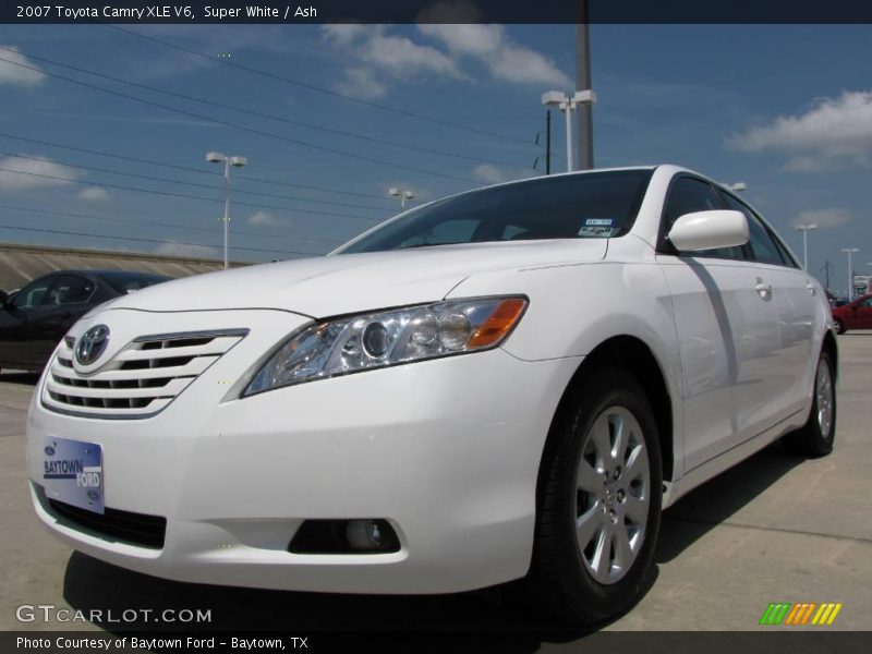 Super White / Ash 2007 Toyota Camry XLE V6