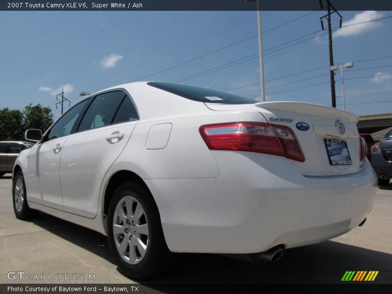 Super White / Ash 2007 Toyota Camry XLE V6