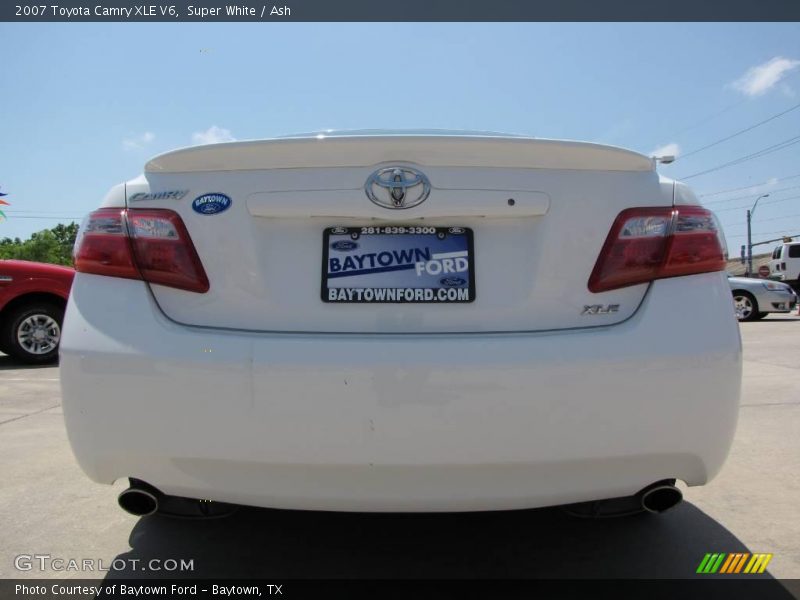 Super White / Ash 2007 Toyota Camry XLE V6