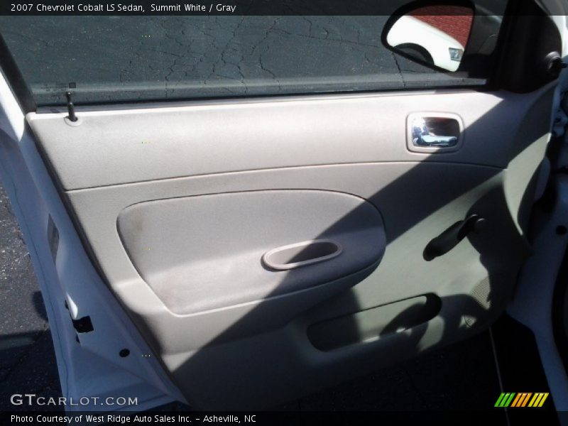Summit White / Gray 2007 Chevrolet Cobalt LS Sedan