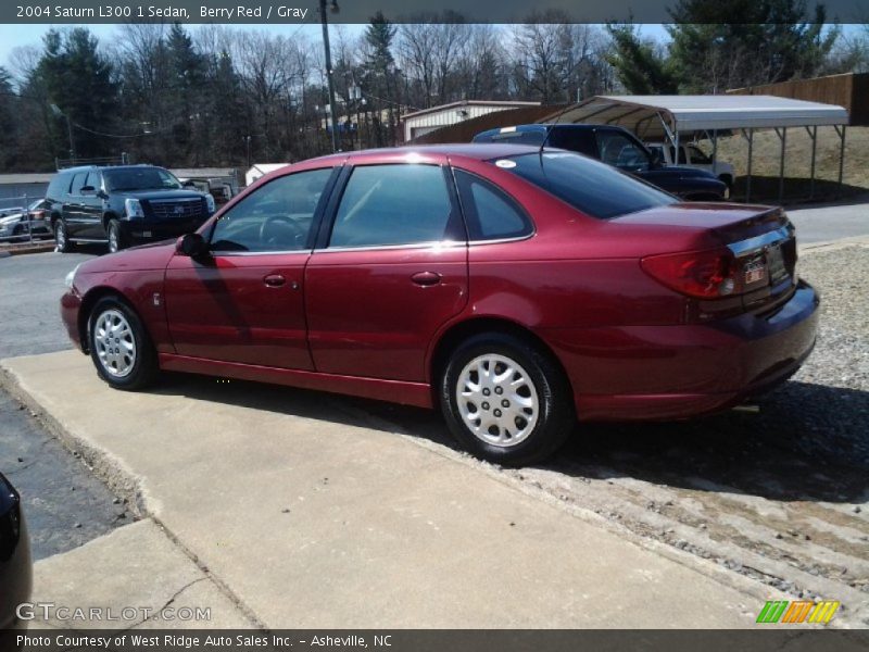Berry Red / Gray 2004 Saturn L300 1 Sedan
