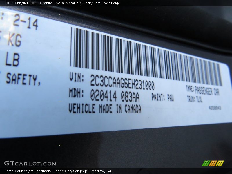 Granite Crystal Metallic / Black/Light Frost Beige 2014 Chrysler 300