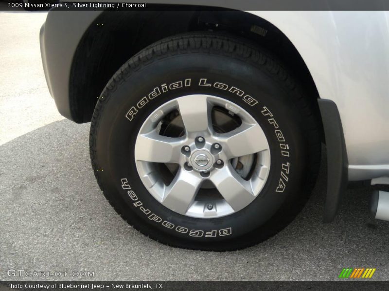 Silver Lightning / Charcoal 2009 Nissan Xterra S