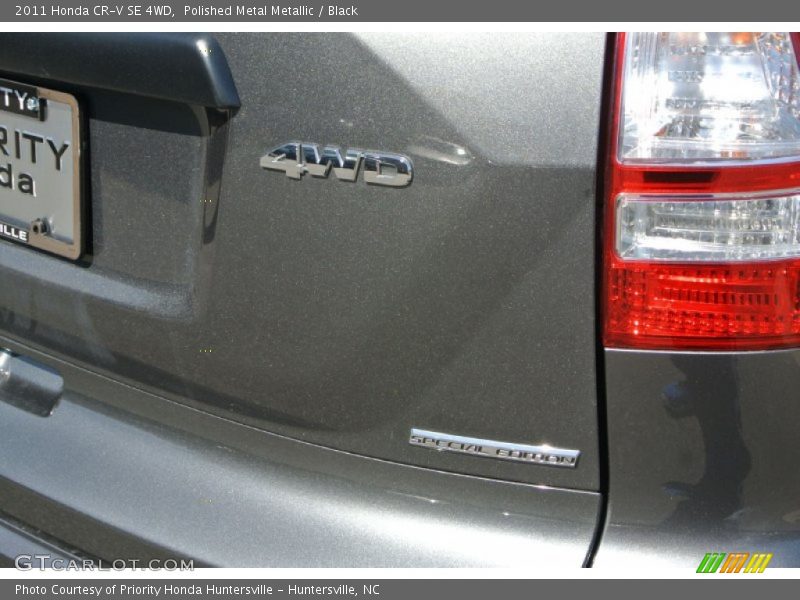 Polished Metal Metallic / Black 2011 Honda CR-V SE 4WD