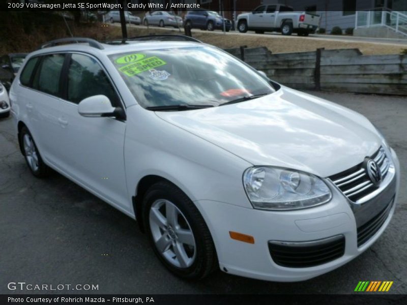 Front 3/4 View of 2009 Jetta SE SportWagen