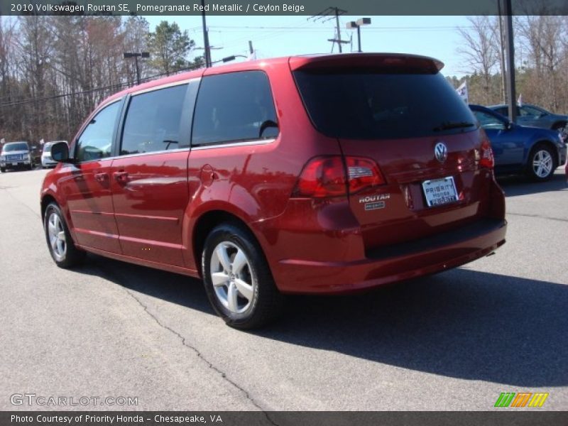 Pomegranate Red Metallic / Ceylon Beige 2010 Volkswagen Routan SE