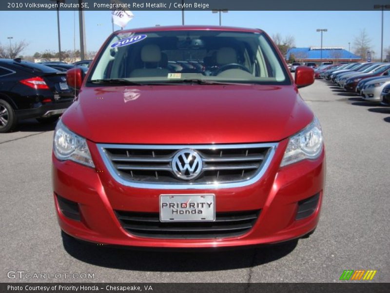 Pomegranate Red Metallic / Ceylon Beige 2010 Volkswagen Routan SE