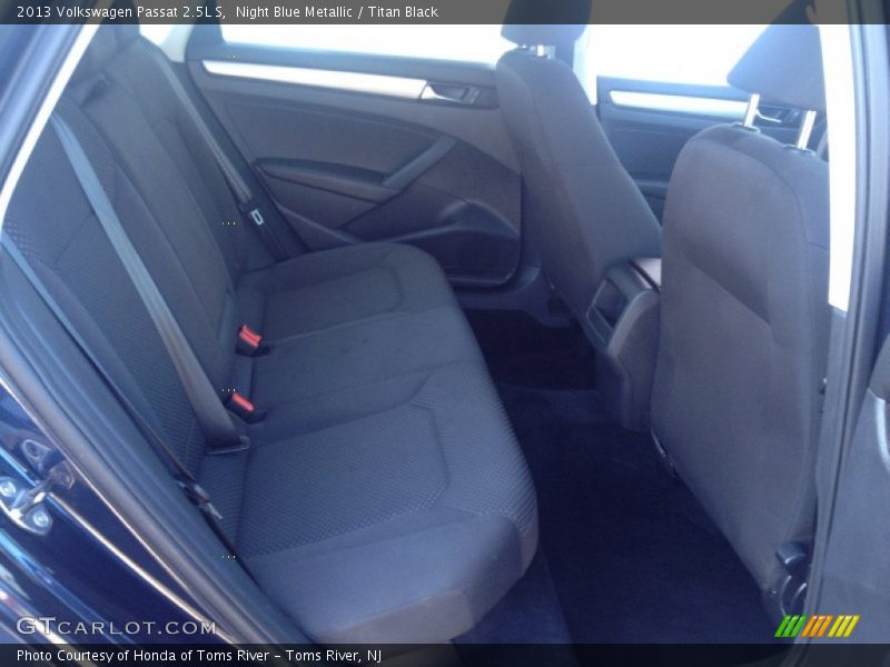 Night Blue Metallic / Titan Black 2013 Volkswagen Passat 2.5L S