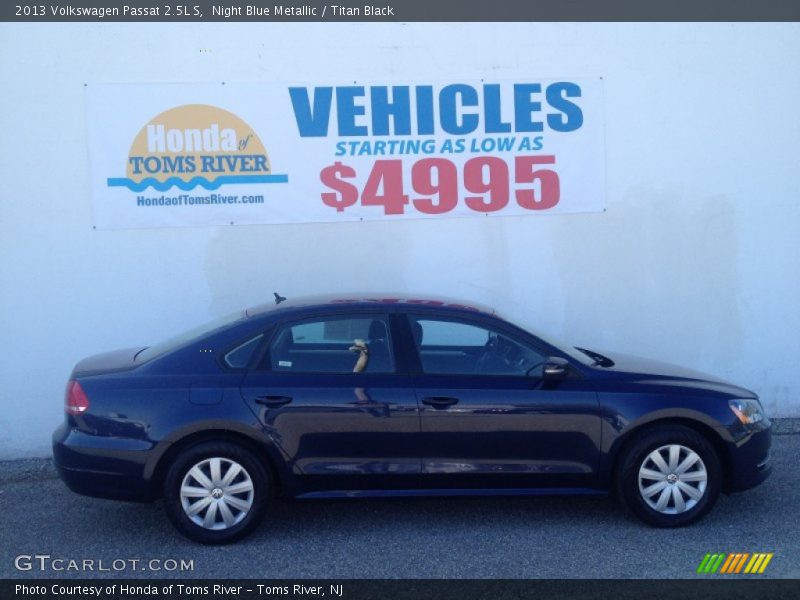 Night Blue Metallic / Titan Black 2013 Volkswagen Passat 2.5L S