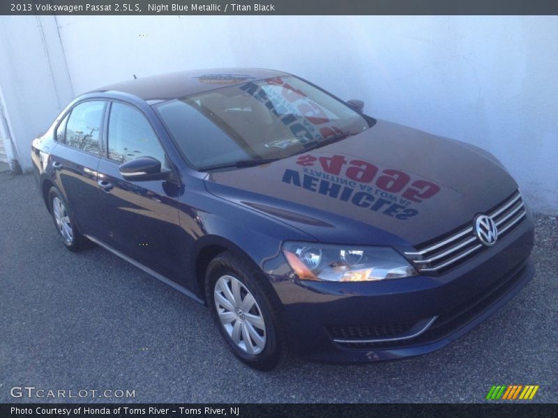 Night Blue Metallic / Titan Black 2013 Volkswagen Passat 2.5L S