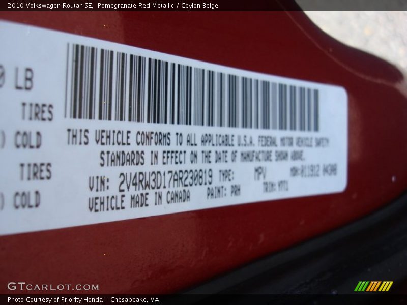 Pomegranate Red Metallic / Ceylon Beige 2010 Volkswagen Routan SE
