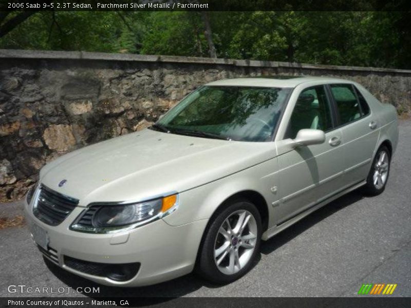 Front 3/4 View of 2006 9-5 2.3T Sedan