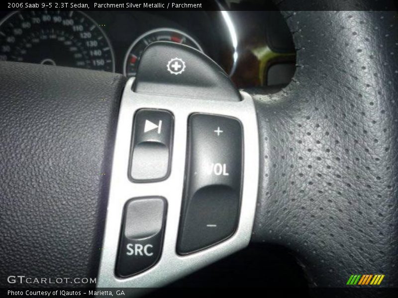 Controls of 2006 9-5 2.3T Sedan