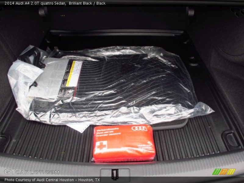 Brilliant Black / Black 2014 Audi A4 2.0T quattro Sedan