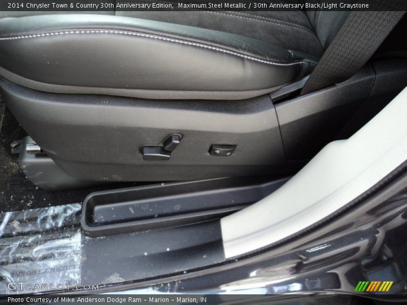 Maximum Steel Metallic / 30th Anniversary Black/Light Graystone 2014 Chrysler Town & Country 30th Anniversary Edition