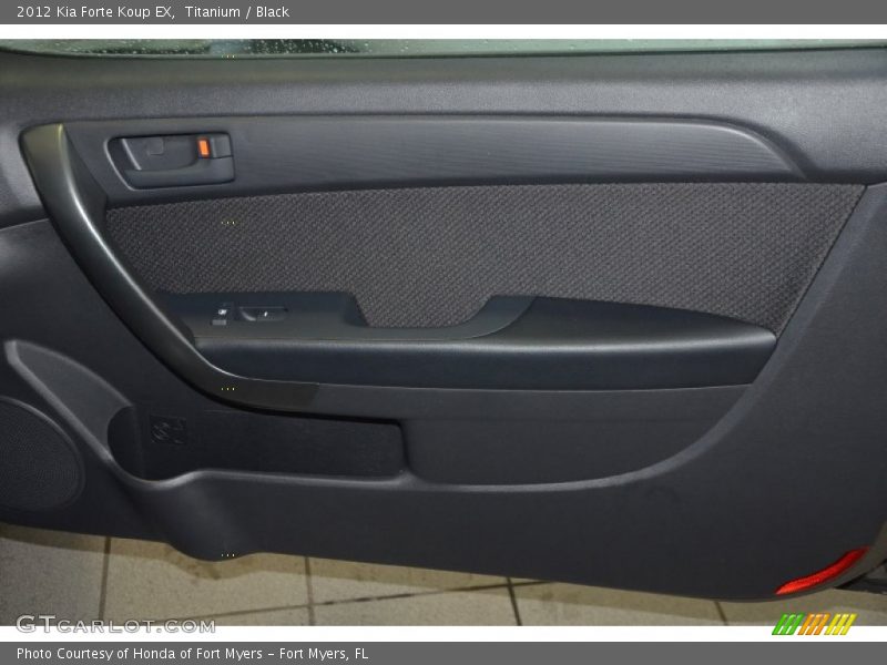 Titanium / Black 2012 Kia Forte Koup EX