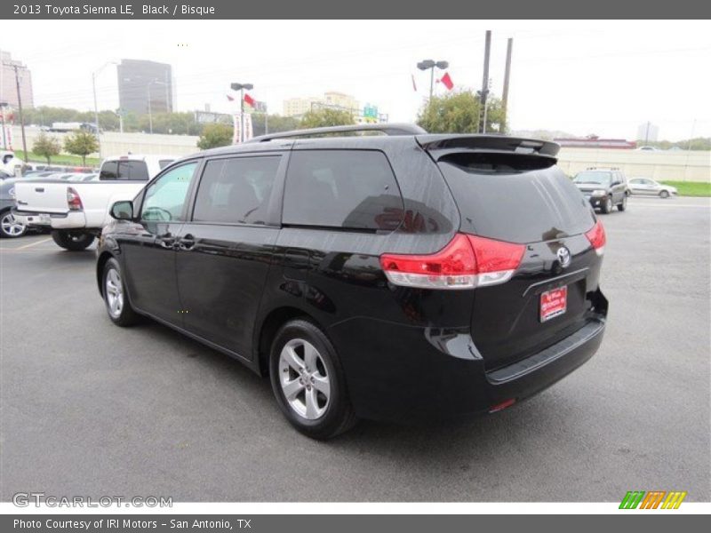Black / Bisque 2013 Toyota Sienna LE