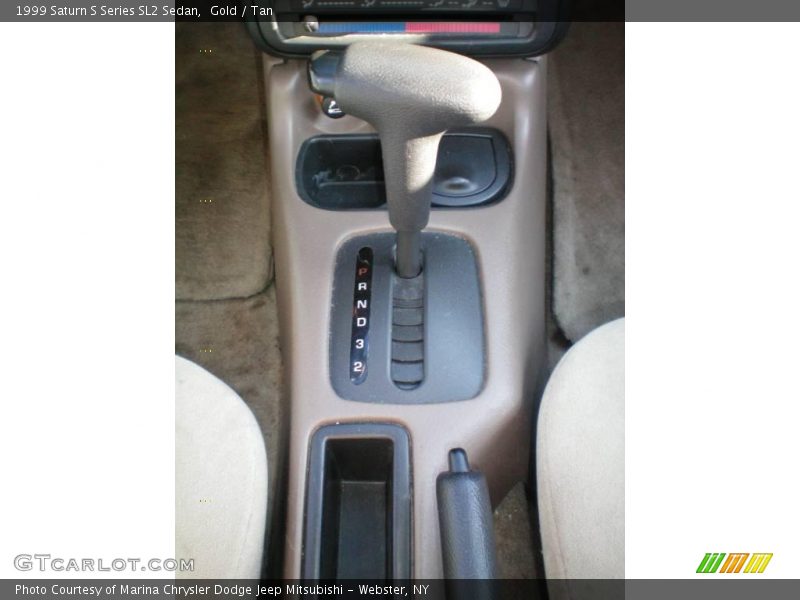 Gold / Tan 1999 Saturn S Series SL2 Sedan