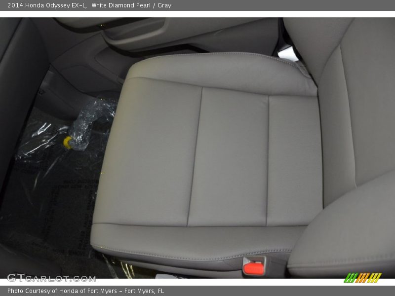 White Diamond Pearl / Gray 2014 Honda Odyssey EX-L