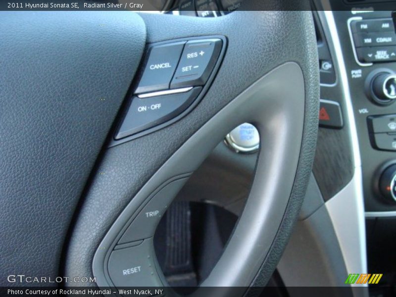 Radiant Silver / Gray 2011 Hyundai Sonata SE
