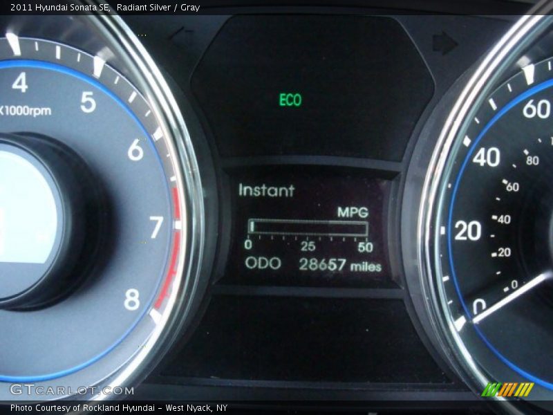 Radiant Silver / Gray 2011 Hyundai Sonata SE