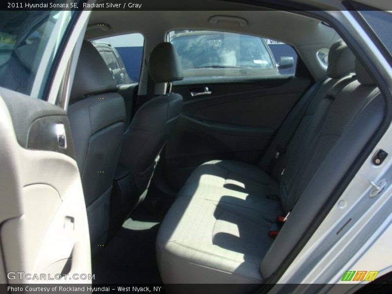 Radiant Silver / Gray 2011 Hyundai Sonata SE