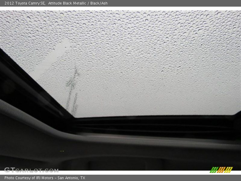 Attitude Black Metallic / Black/Ash 2012 Toyota Camry SE