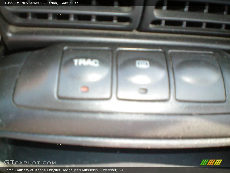 Gold / Tan 1999 Saturn S Series SL2 Sedan