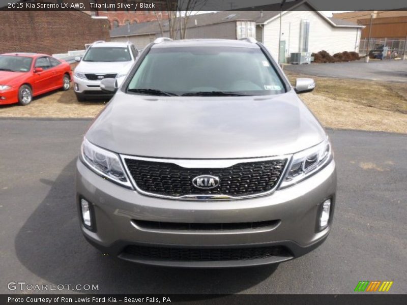 Titanium Silver / Black 2015 Kia Sorento LX AWD