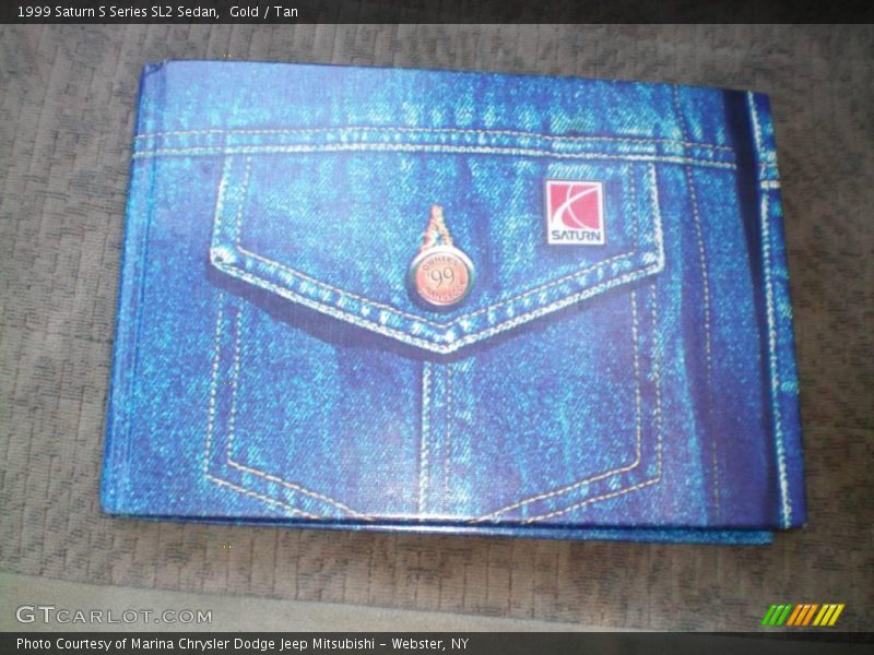Gold / Tan 1999 Saturn S Series SL2 Sedan