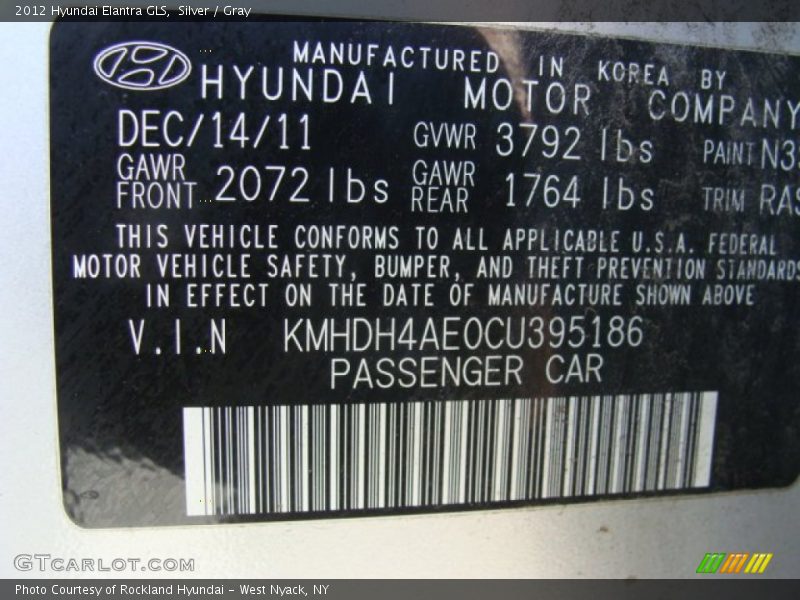 Silver / Gray 2012 Hyundai Elantra GLS