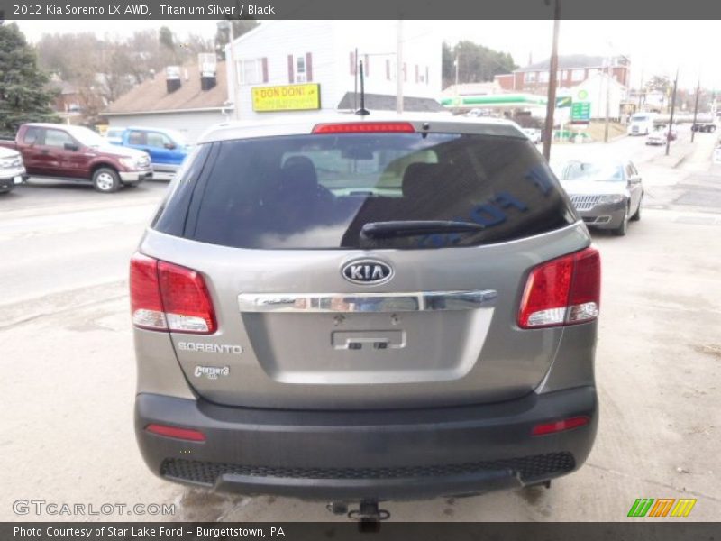 Titanium Silver / Black 2012 Kia Sorento LX AWD