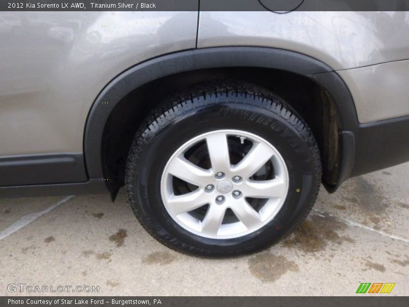 Titanium Silver / Black 2012 Kia Sorento LX AWD